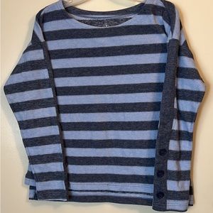 Medium St. John’s Bay pull over ✨